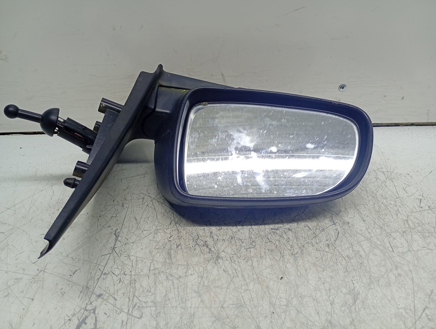 Oglinda stanga E4012311 Chevrolet Aveo T250 (facelift) (2006 - 2012)
