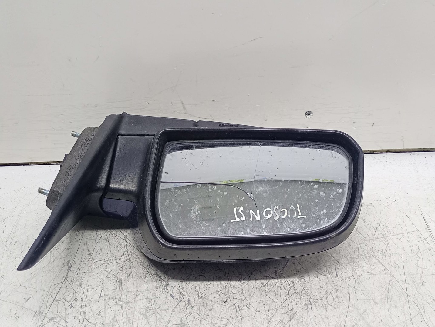 Oglinda stanga E4012268 Hyundai Tucson 1 (2004 - 2010)