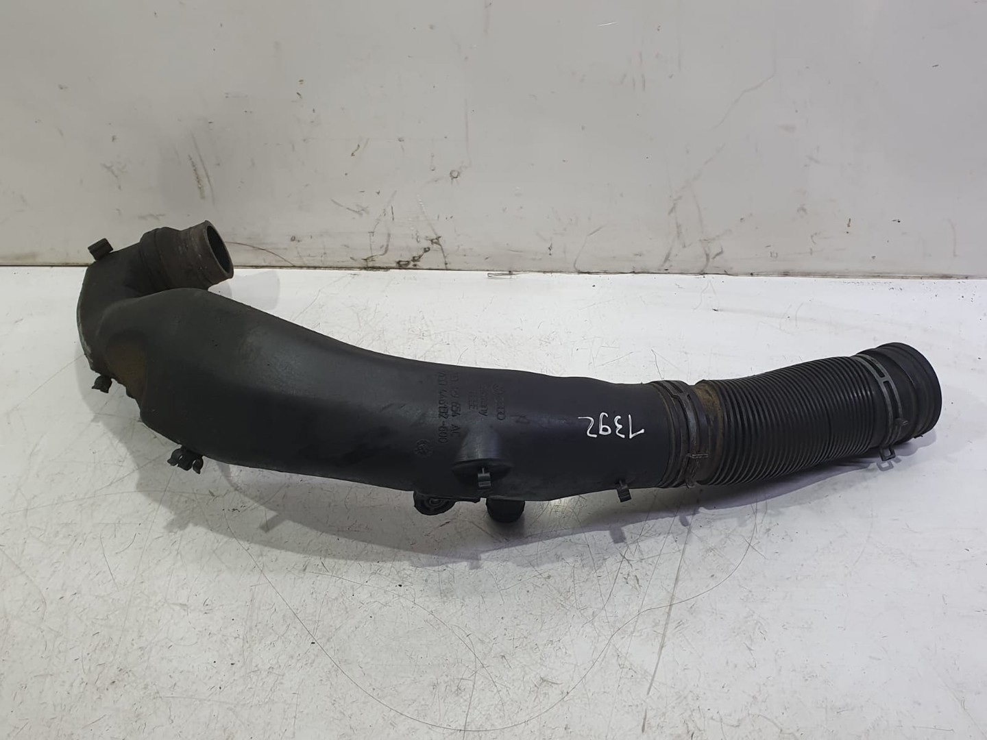 Furtun intercooler 1J0129654ac Volkswagen Golf 4 (1997 - 2006)