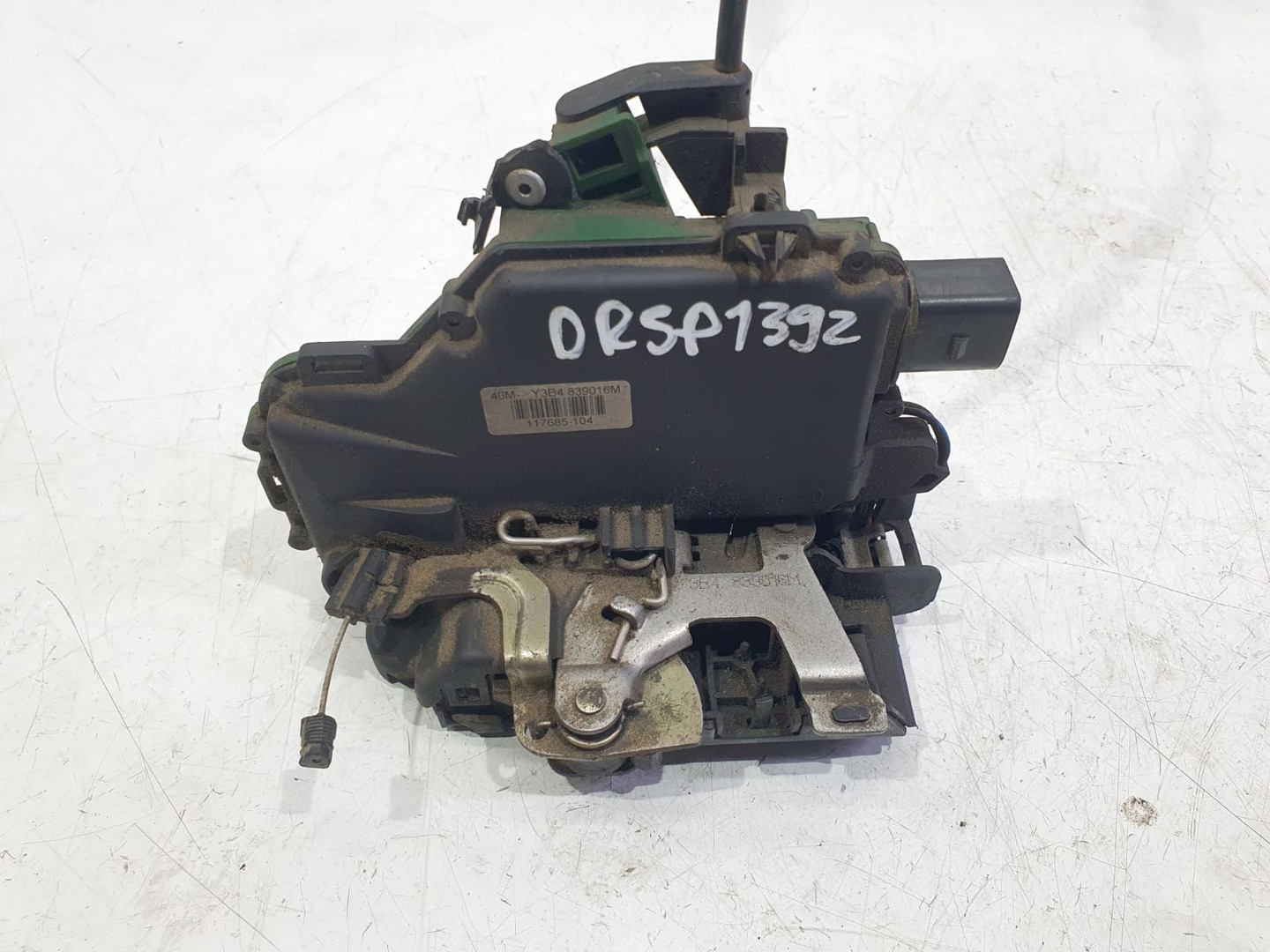 Broasca dreapta spate 3b4839016m Opel Corsa B (facelift) (1997 - 2000)