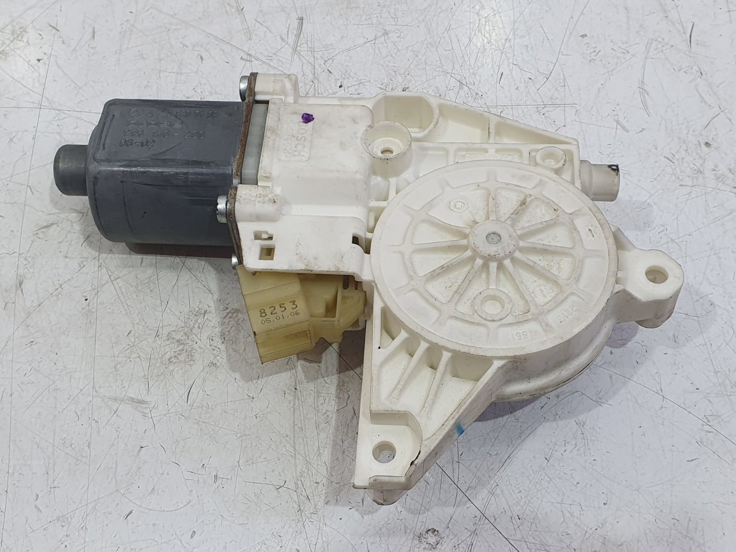Motoras geam stanga spate a2518200108 Mercedes Benz R-Class W251 (2005 - 2010)