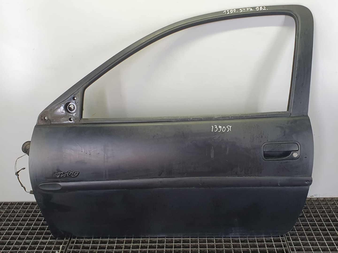 Usa stanga fata Opel Corsa B (facelift) (1997 - 2000)