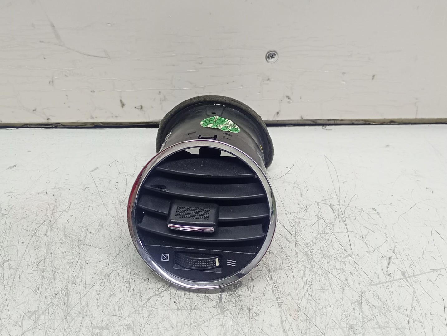 Grila ventilatie 95488445 Chevrolet Cruze J300 (2009 - 2012)