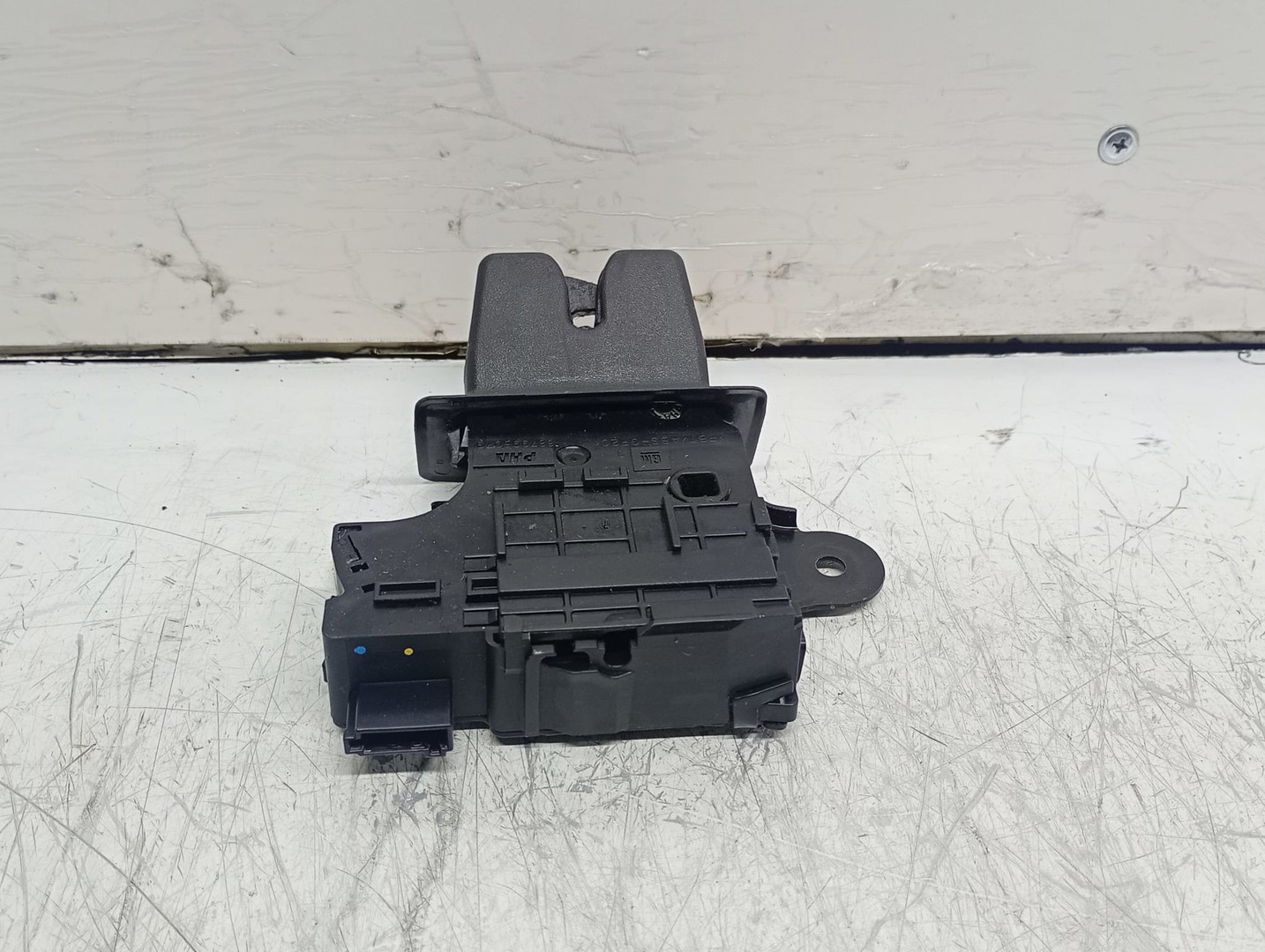 Broasca haion 13501988 Chevrolet Cruze J300 (2009 - 2012)