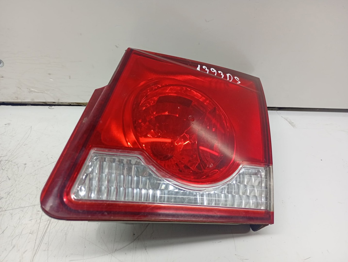 Stop dreapta haion Chevrolet Cruze J300 (2009 - 2012)