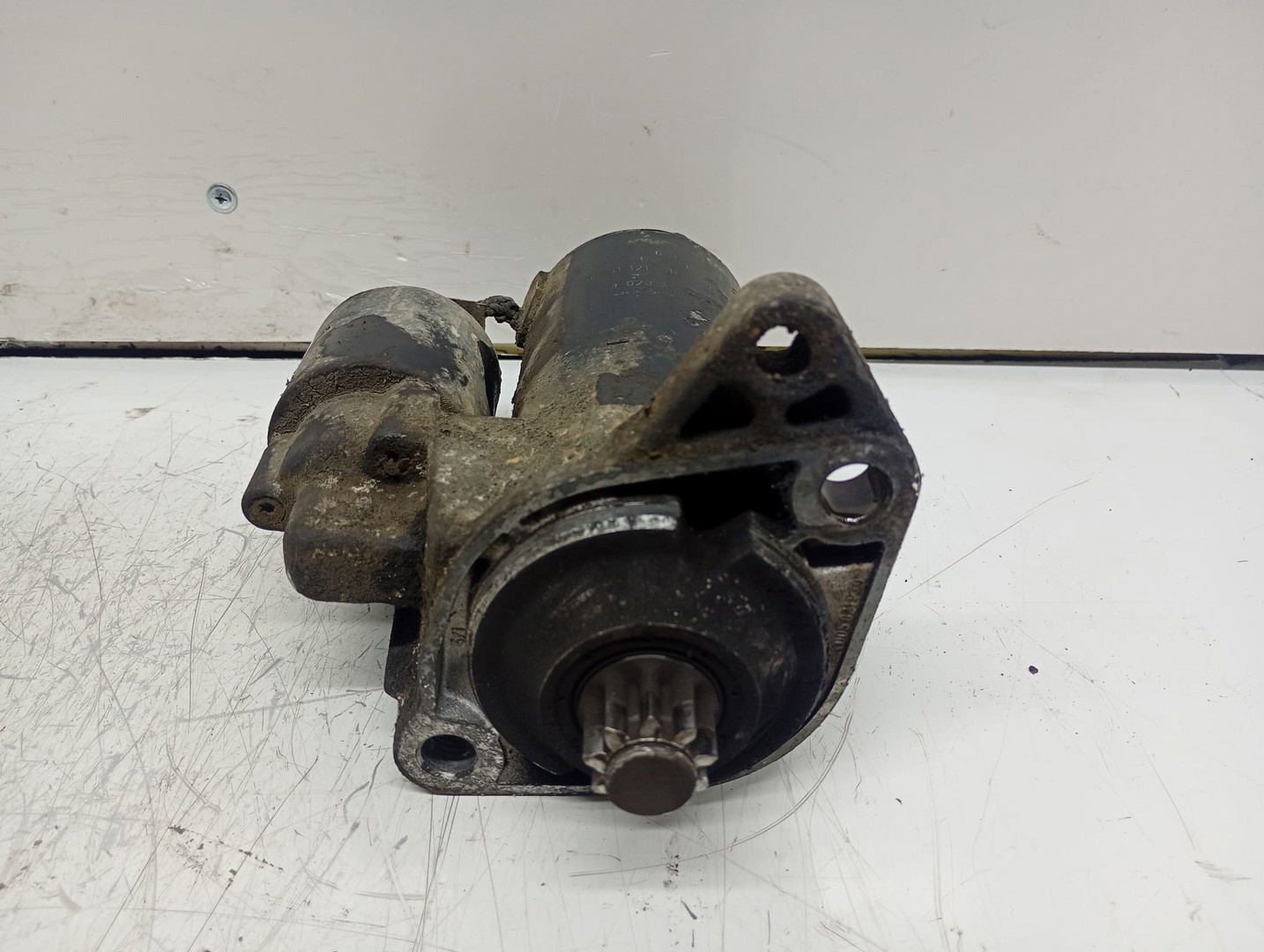 Electromotor 020911023 0001121006 Volkswagen Golf 4 (1997 - 2006)