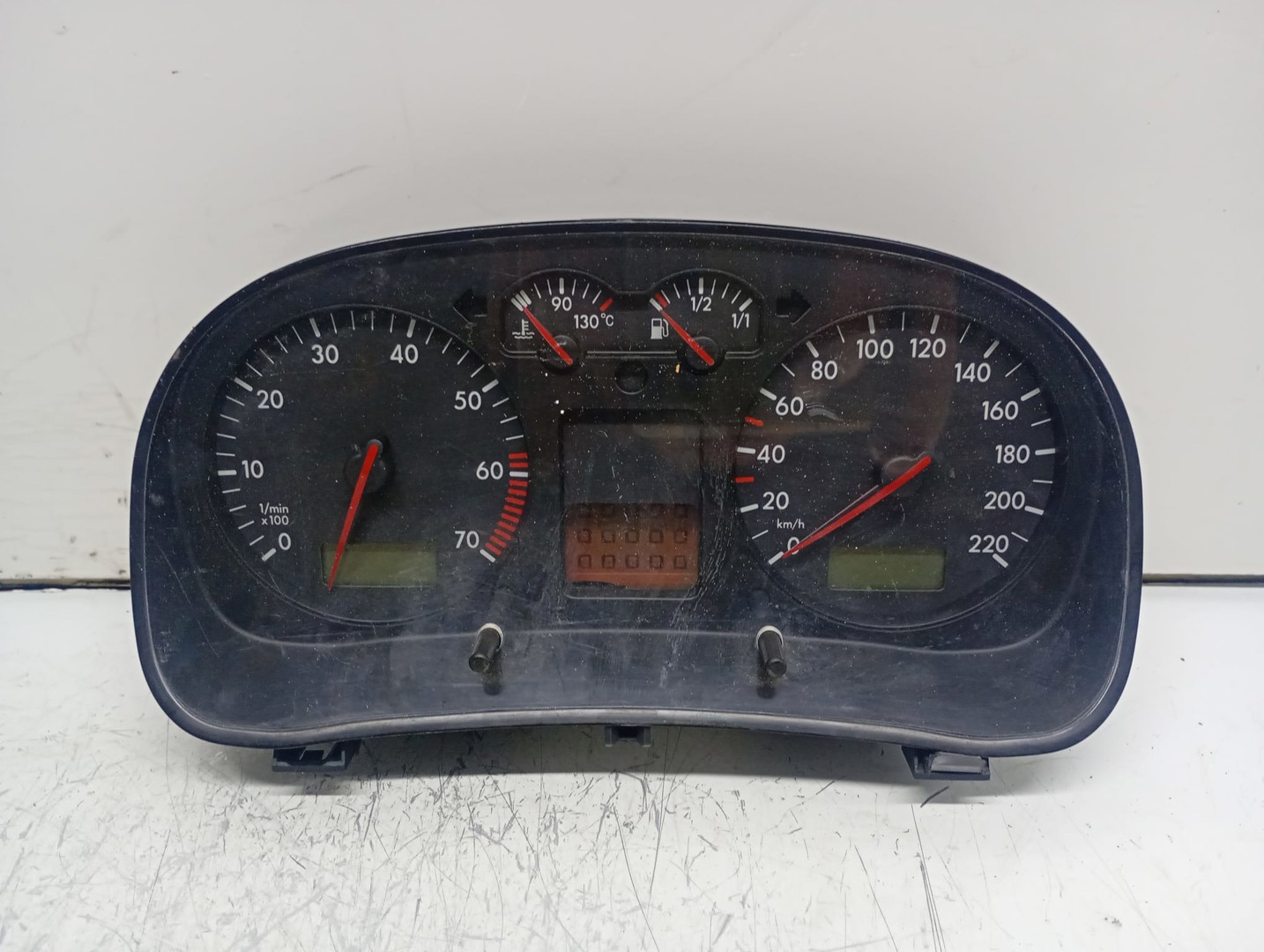 Ceasuri de bord 1J0920825 Volkswagen Golf 4 (1997 - 2006)
