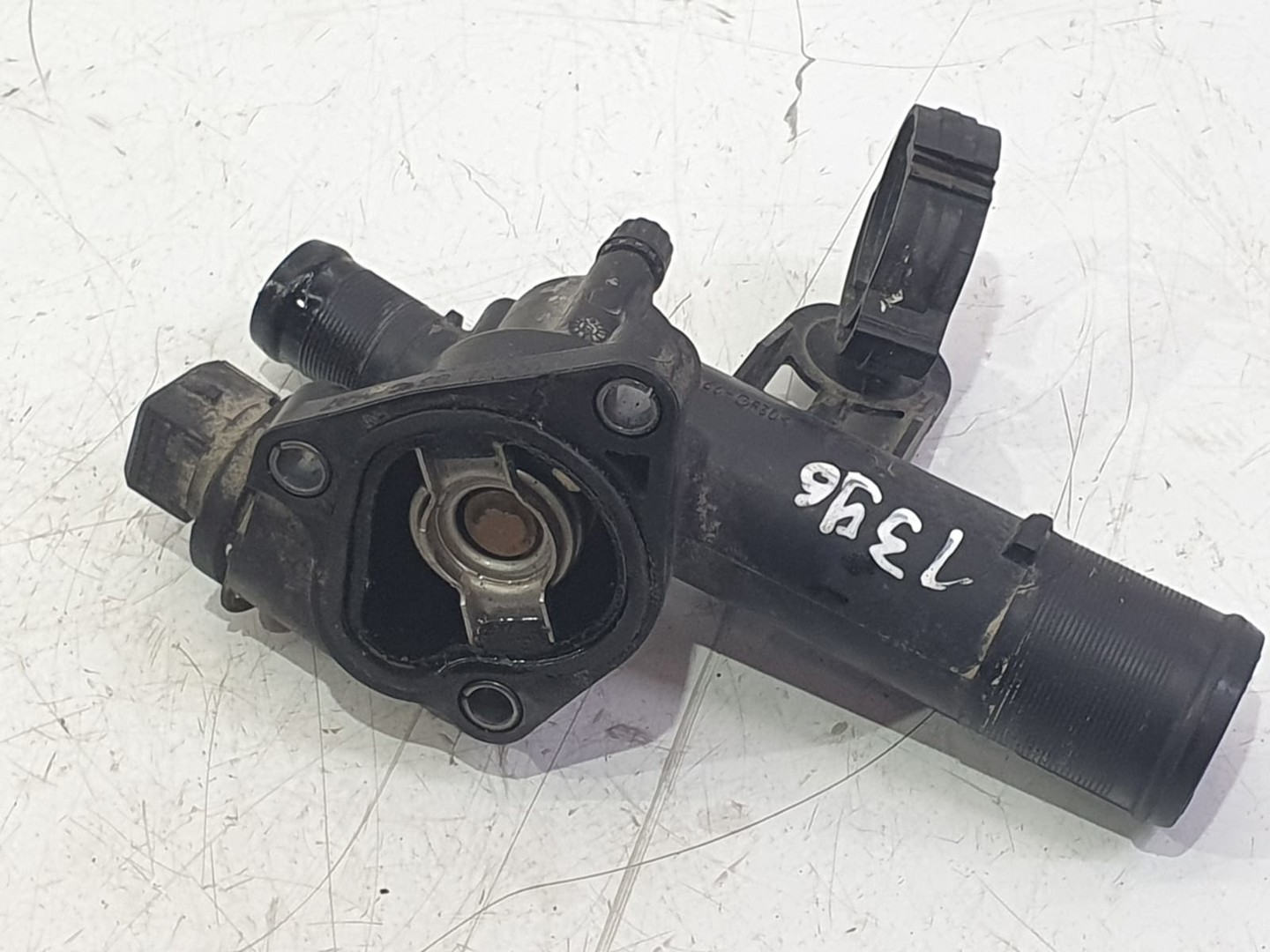 Carcasa termostat v702183 Renault Clio 3 (2005 - 2009)
