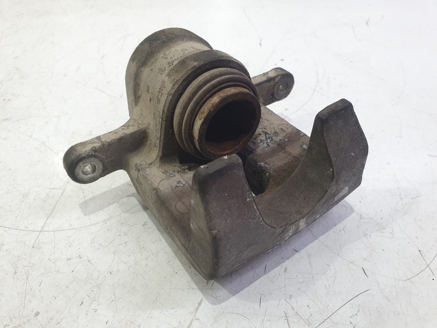 Etrier dreapta spate bc141105 Hyundai Santa Fe CM (2006 - 2010)