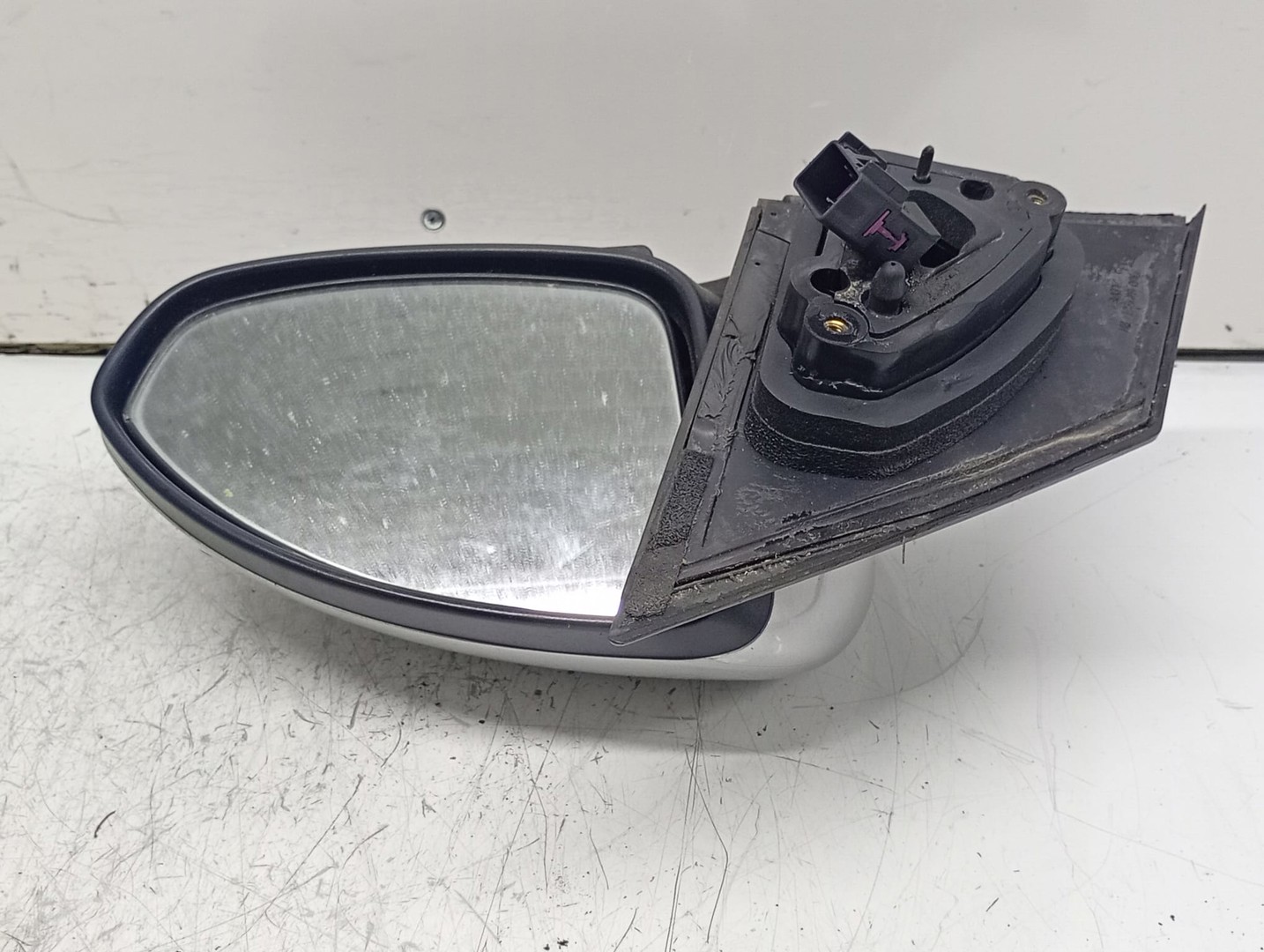 Oglinda dreapta E13027379 Chevrolet Cruze J300 (2009 - 2012)