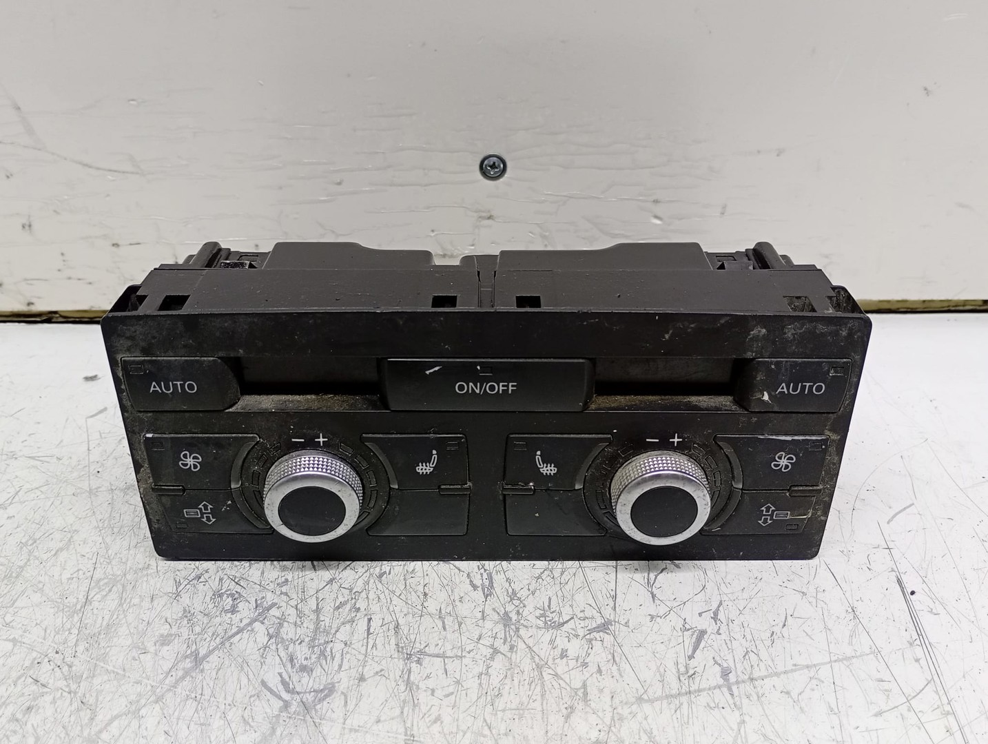 Panou clima ac 748051-07 Audi Q7 4L (2005 - 2009)