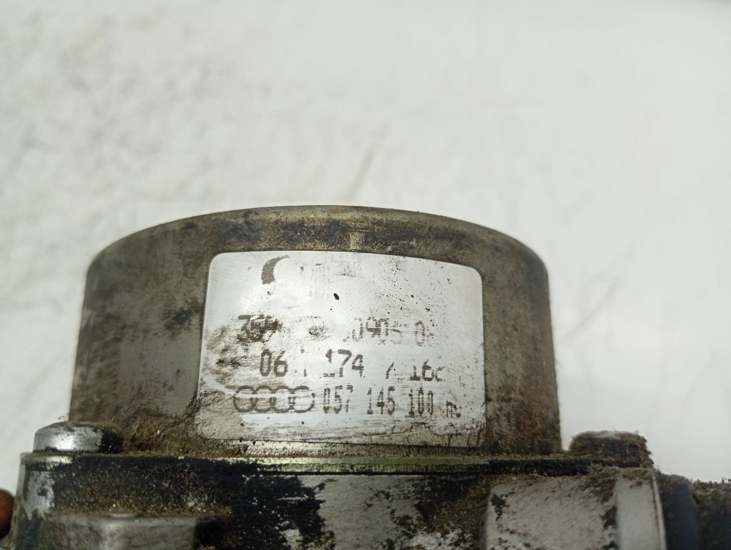 Pompa vacuum 057145100 Audi A6 4F/C6 (2004 - 2008)