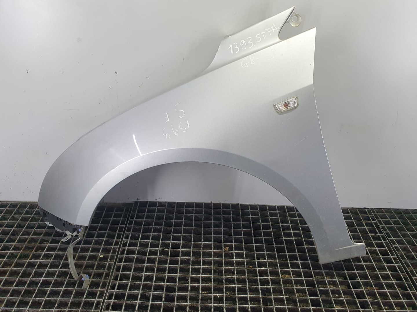 Aripa stanga fata Chevrolet Cruze J300 (2009 - 2012)