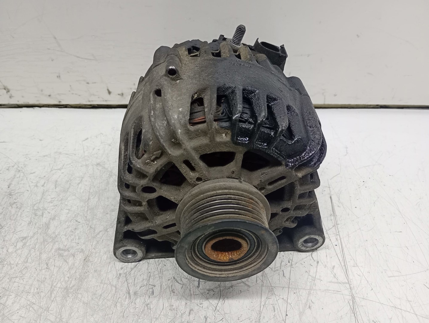 Alternator 30659389 AV6N-10300-DC Ford Focus 3 (2011 - 2015)