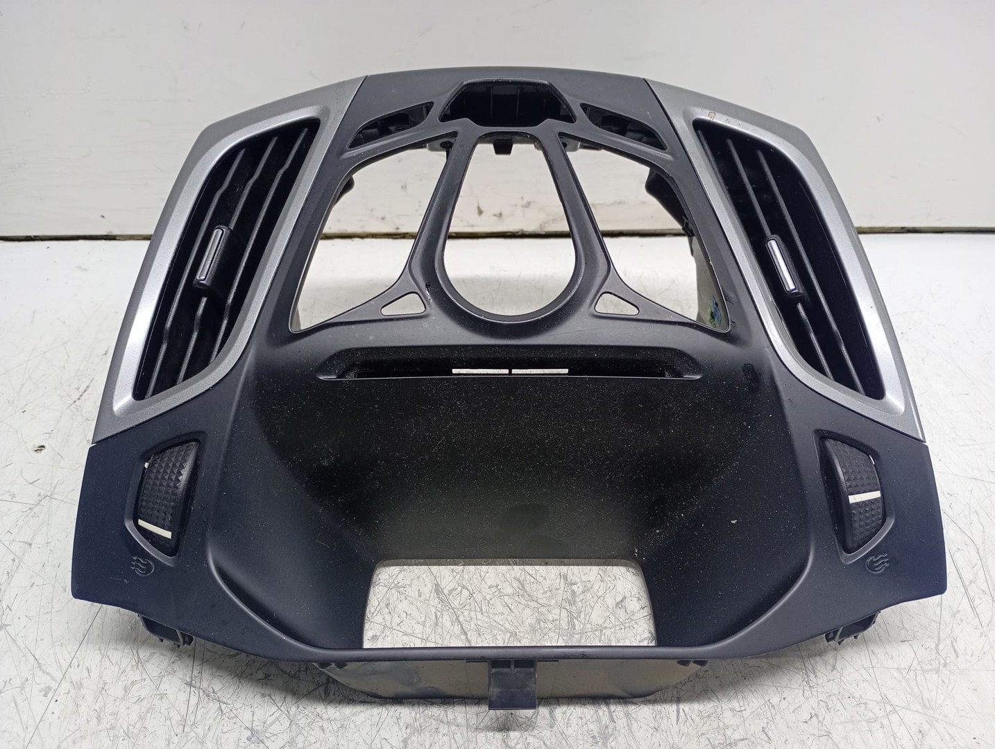 Ornament bord Ford Focus 3 (2011 - 2015)