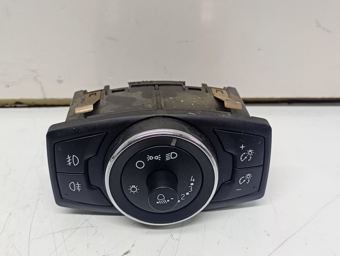 Bloc lumini BM5T13A024 ae Ford Focus 3 (2011 - 2015)