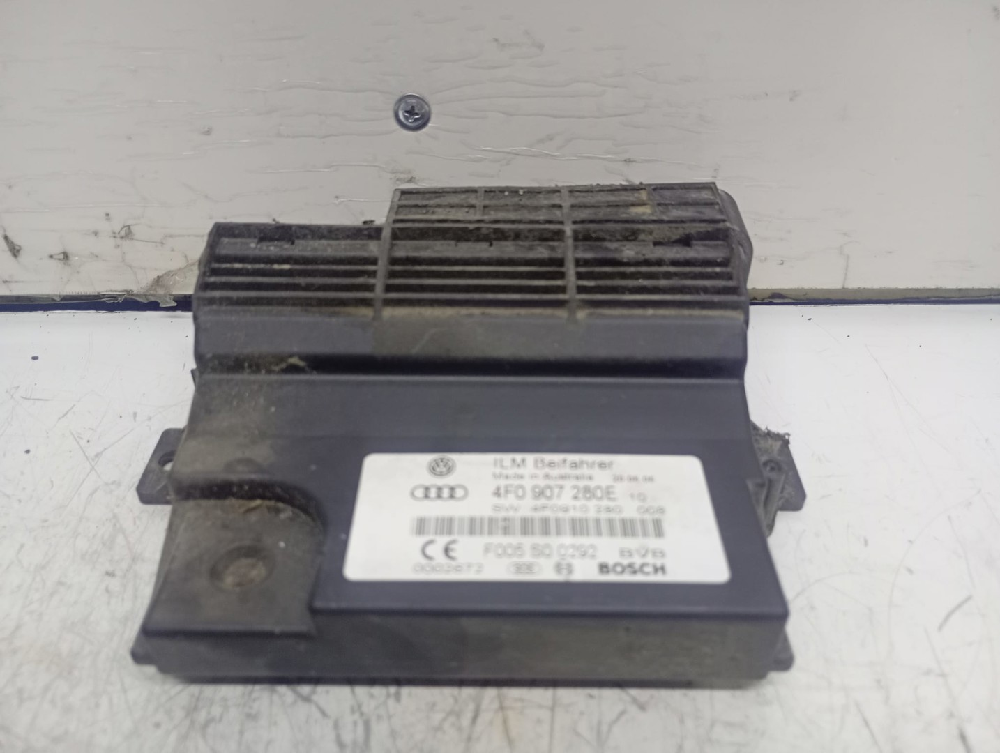 Modul luminii 4F0907280E Audi Q7 4L (2005 - 2009)