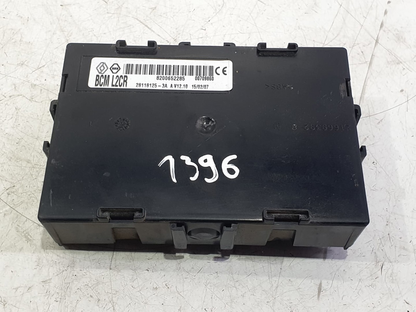 Calculator modul BCM 8200652285 Renault Clio 3 (2005 - 2009)
