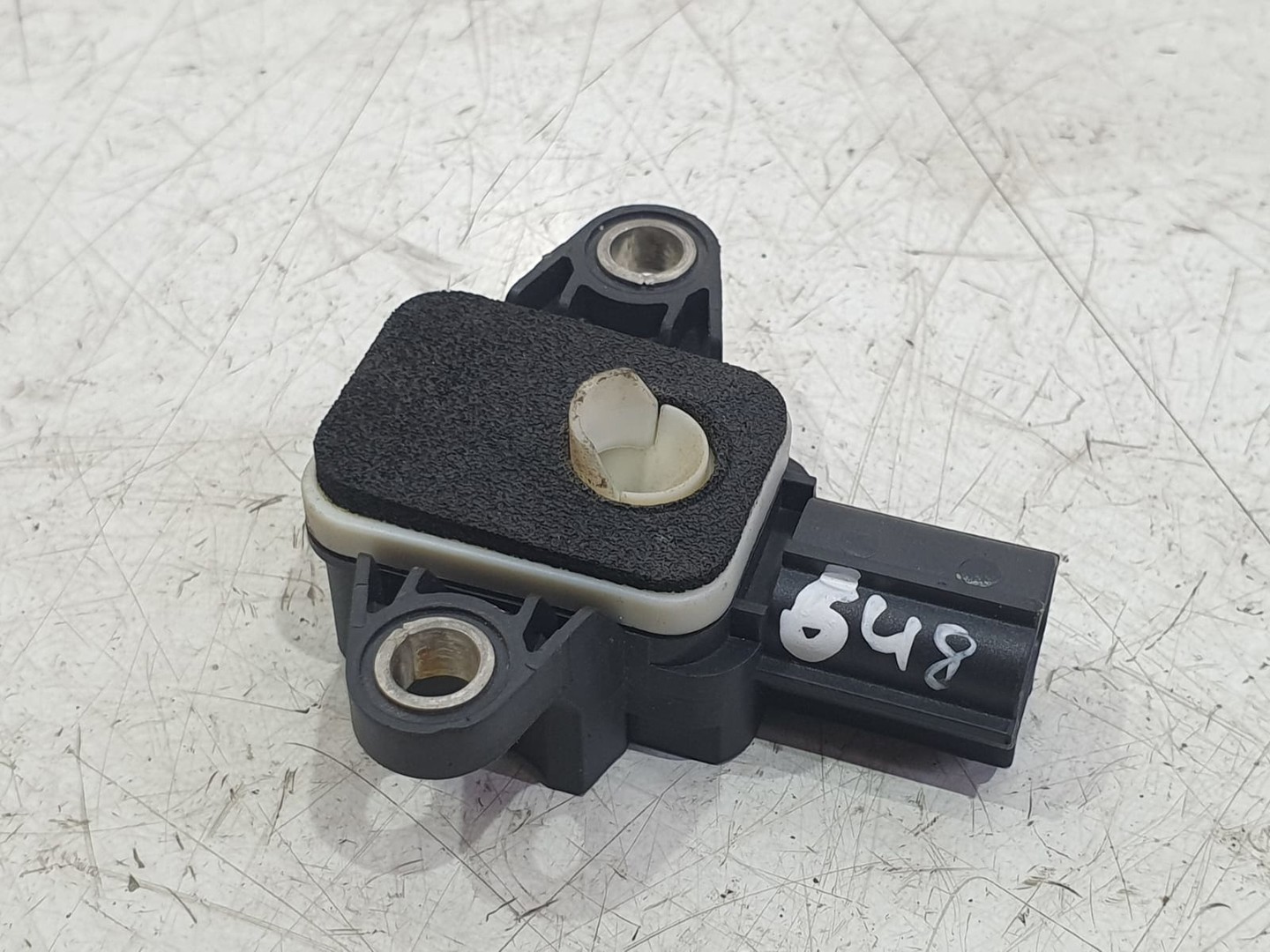 Senzor impact 8p0955557 Audi A4 B7 (2004 - 2008)