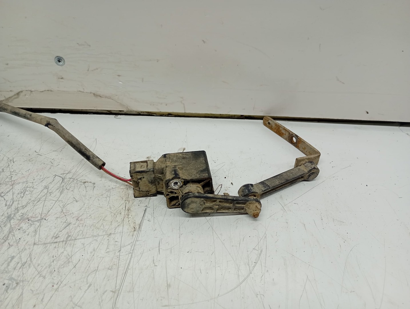 Senzor nivel faruri Mercedes Benz R-Class W251 (2005 - 2010)