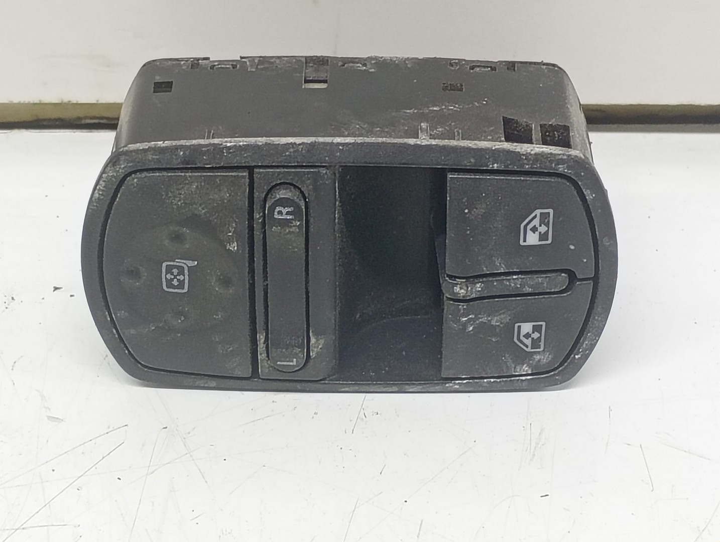 Panou comanda geamuri Opel Corsa D (2006 - 2011)