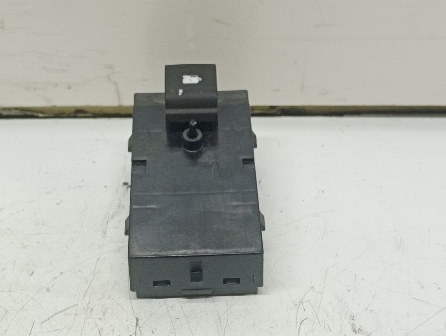 Buton geam 13408448 Opel Astra K (2015 - 2020)