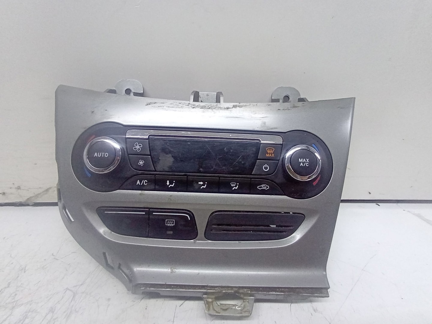 Panou clima ac BM5T-18C612-CL Ford Focus 3 (2011 - 2015)