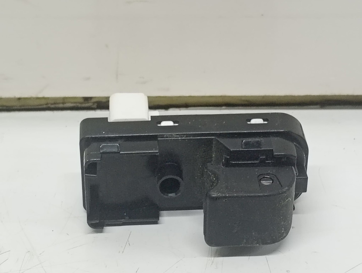 Buton geam KD3566370 Mazda 3 BM (2013 - 2016)