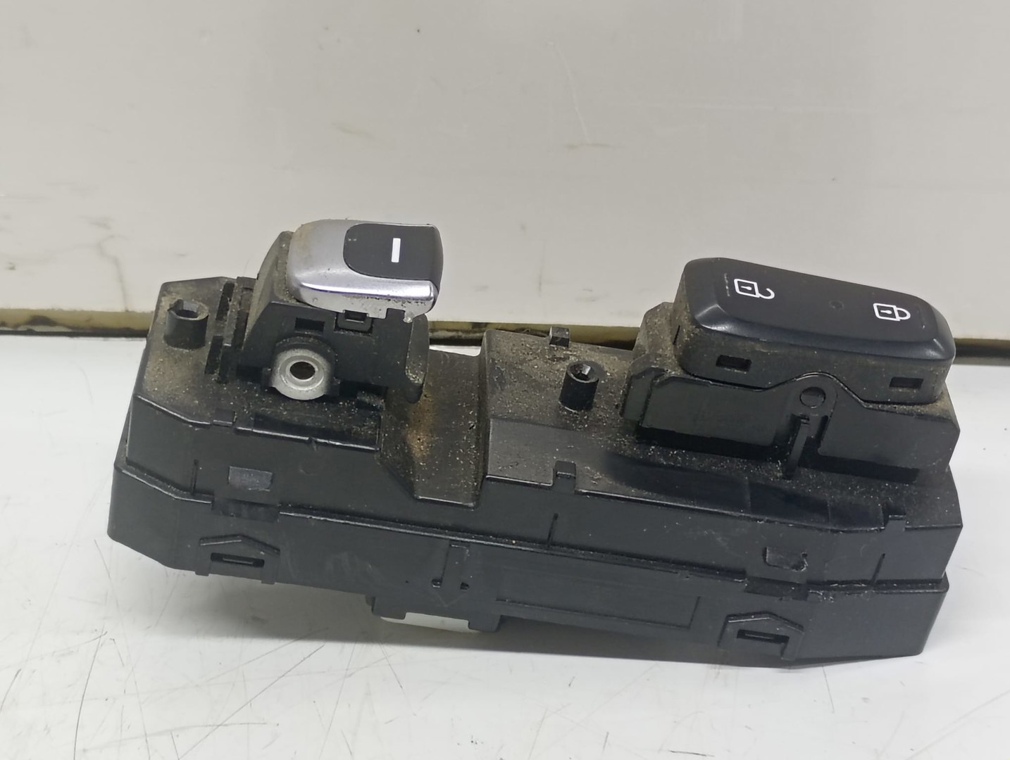 Buton 93575-F1020 Kia Sportage 4 (2016 - 2020)