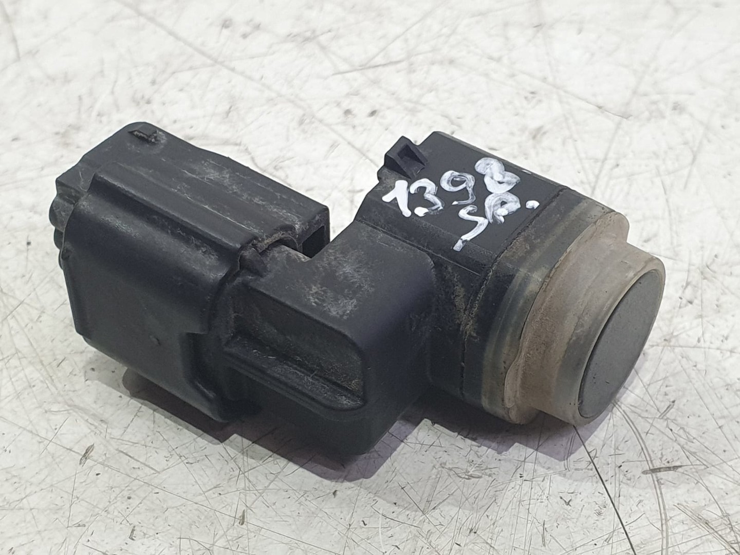Senzor parcare 284426105r Renault Megane 3 (2008 - 2014)