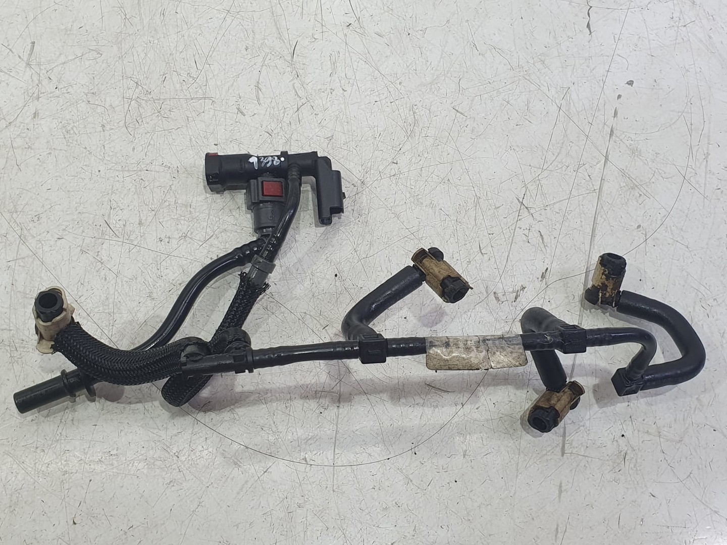 Rampa retur injectoare 166714557r Renault Megane 3 (2008 - 2014)