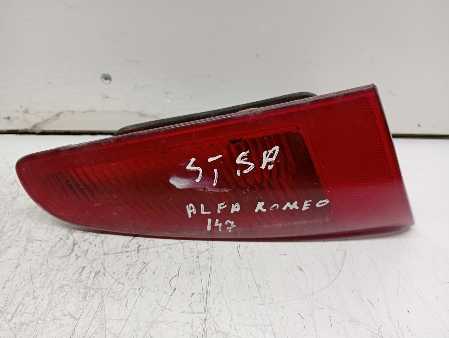 Stop stanga 60693792 Alfa Romeo 147 1 (2000 - 2004)