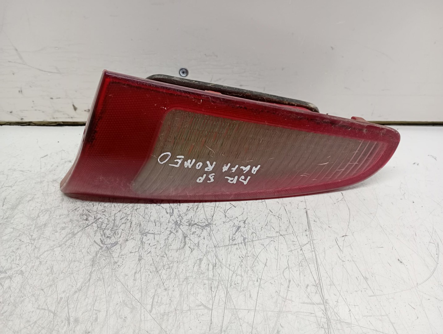 Stop dreapta haion 60693791 Alfa Romeo 147 1 (2000 - 2004)