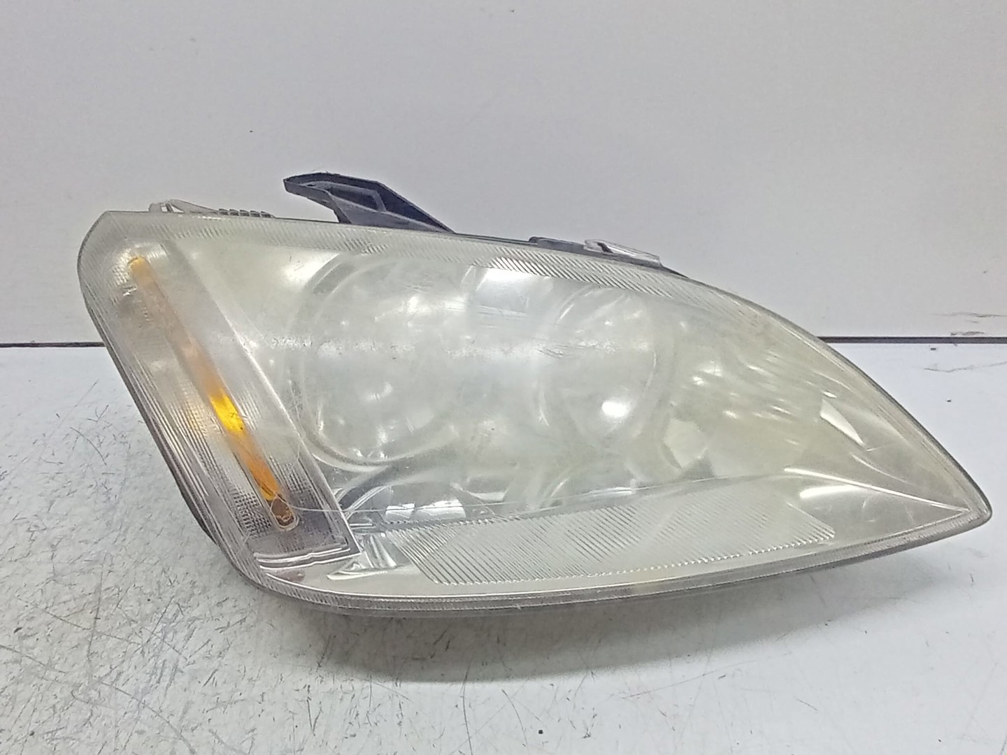 Far dreapta 3M51-13005 -bh Ford C-Max 1 (2003 - 2007)
