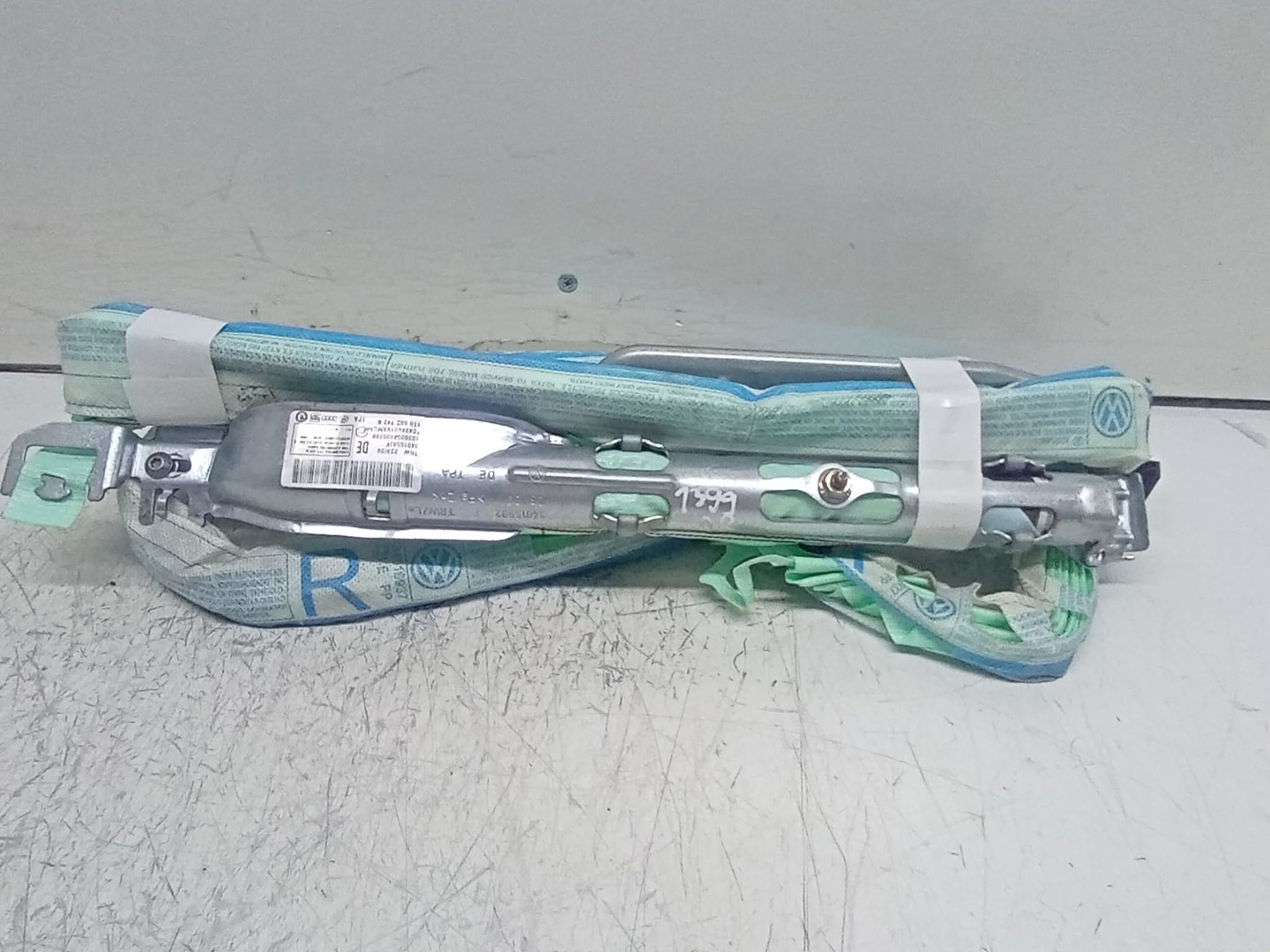 Airbag cortina dreapta 1T0880742K Volkswagen Touran 1 (facelift) (2006 - 2010)