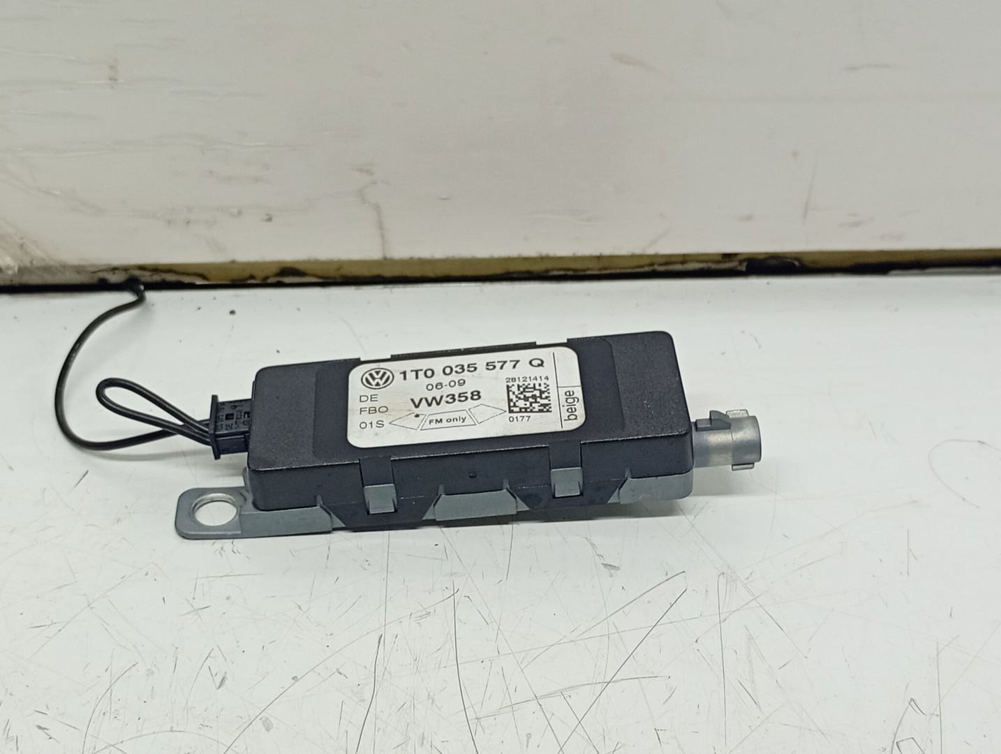 Amplificator antena 1T0035577Q Volkswagen Touran 1 (facelift) (2006 - 2010)