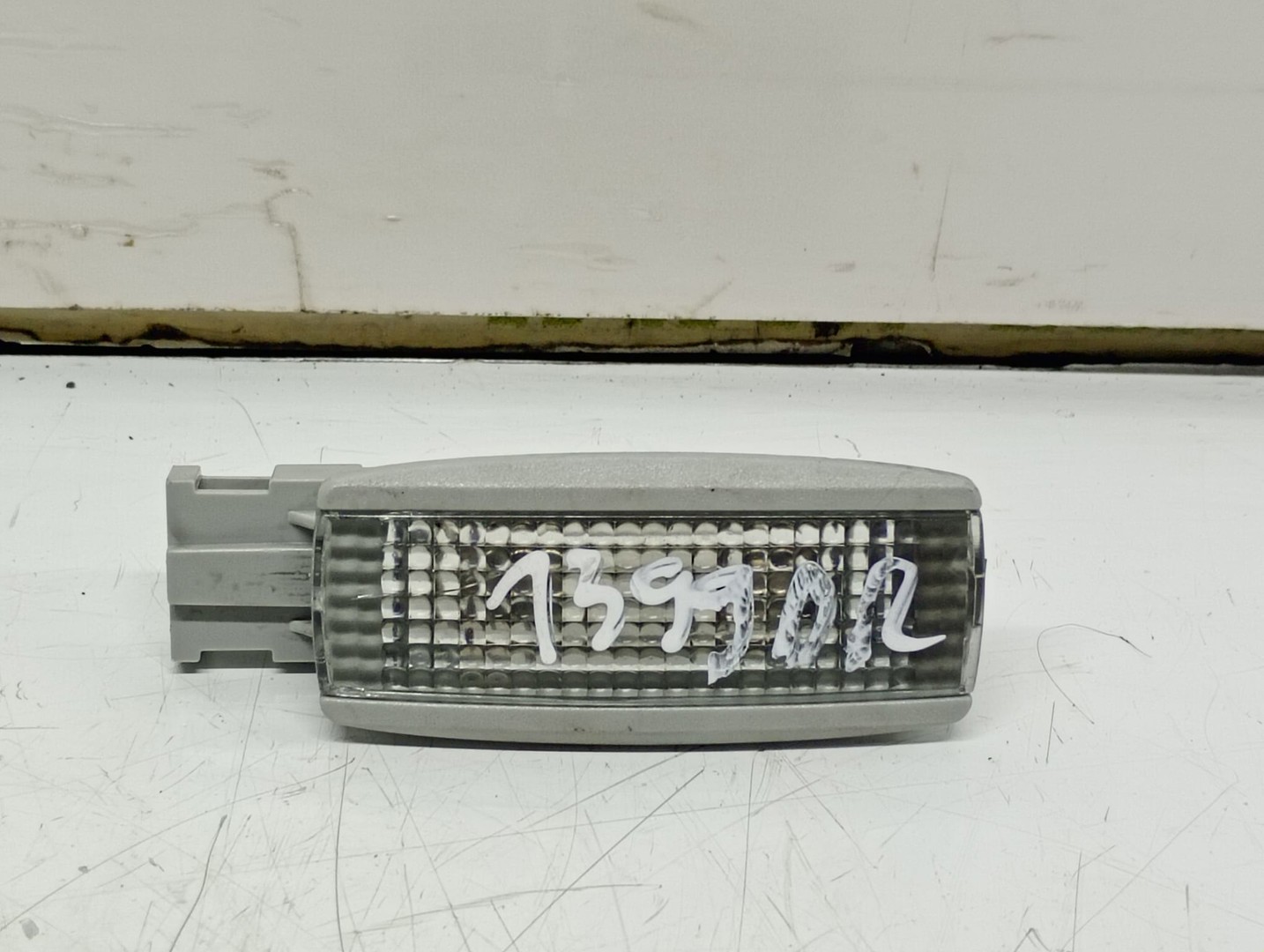 Lampa plafon Volkswagen Touran 1 (facelift) (2006 - 2010)