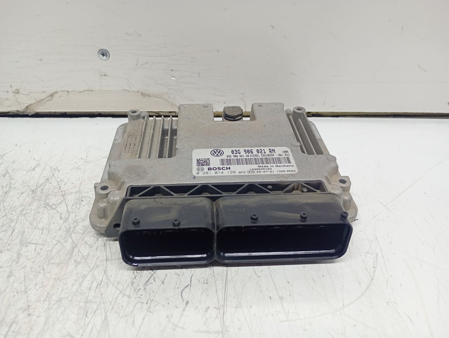 Calculator motor ECU 03G906021RN Volkswagen Touran 1 (facelift) (2006 - 2010)