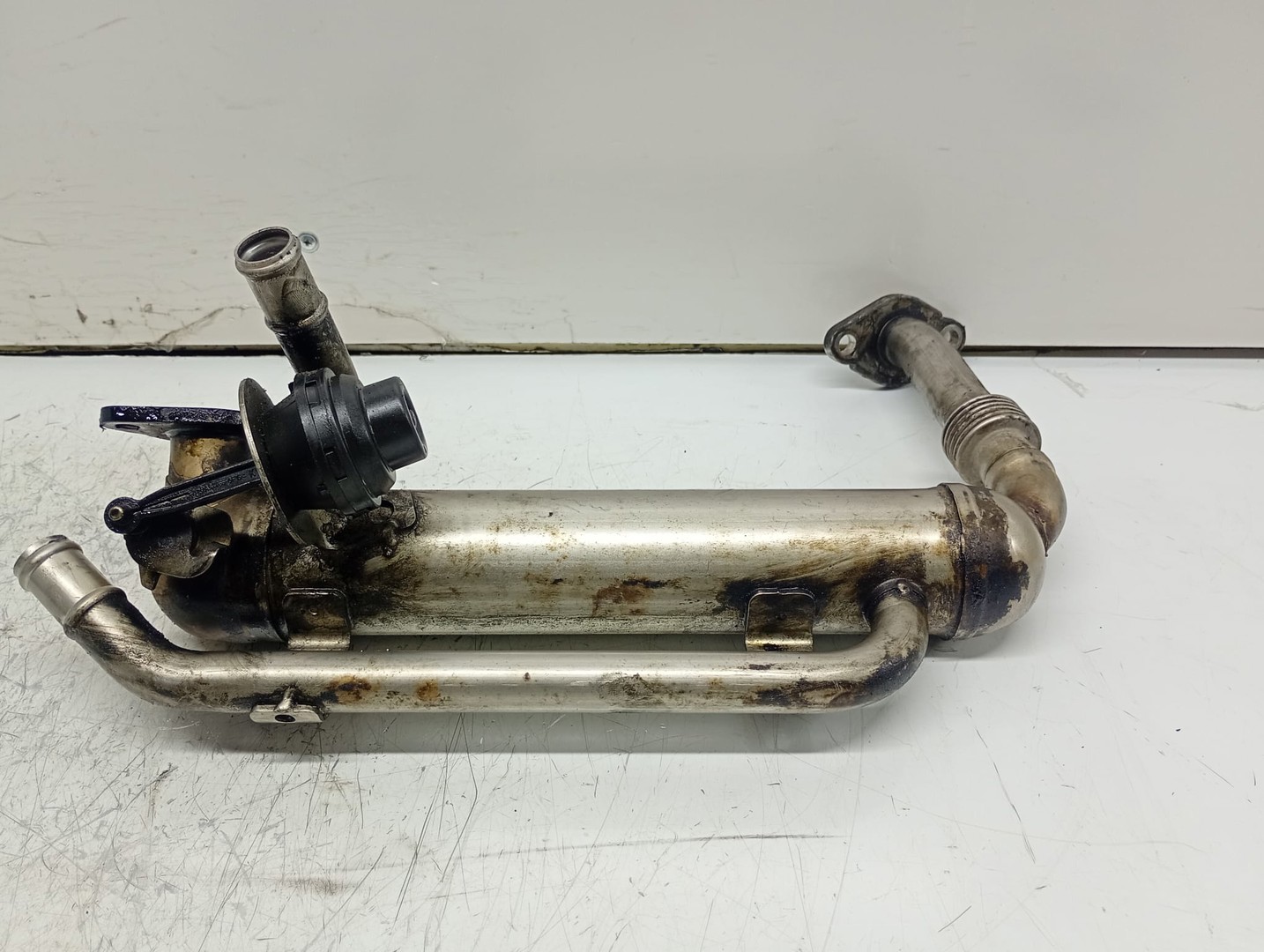 Racitor gaze EGR 03G131512AA Volkswagen Touran 1 (facelift) (2006 - 2010)