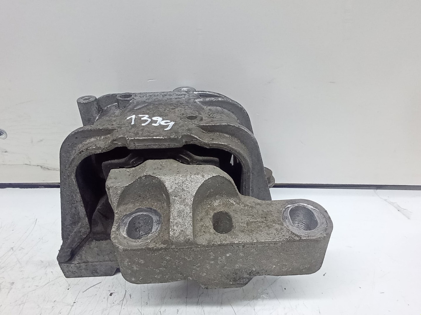 Suport motor 1K0199262BA Volkswagen Touran 1 (facelift) (2006 - 2010)