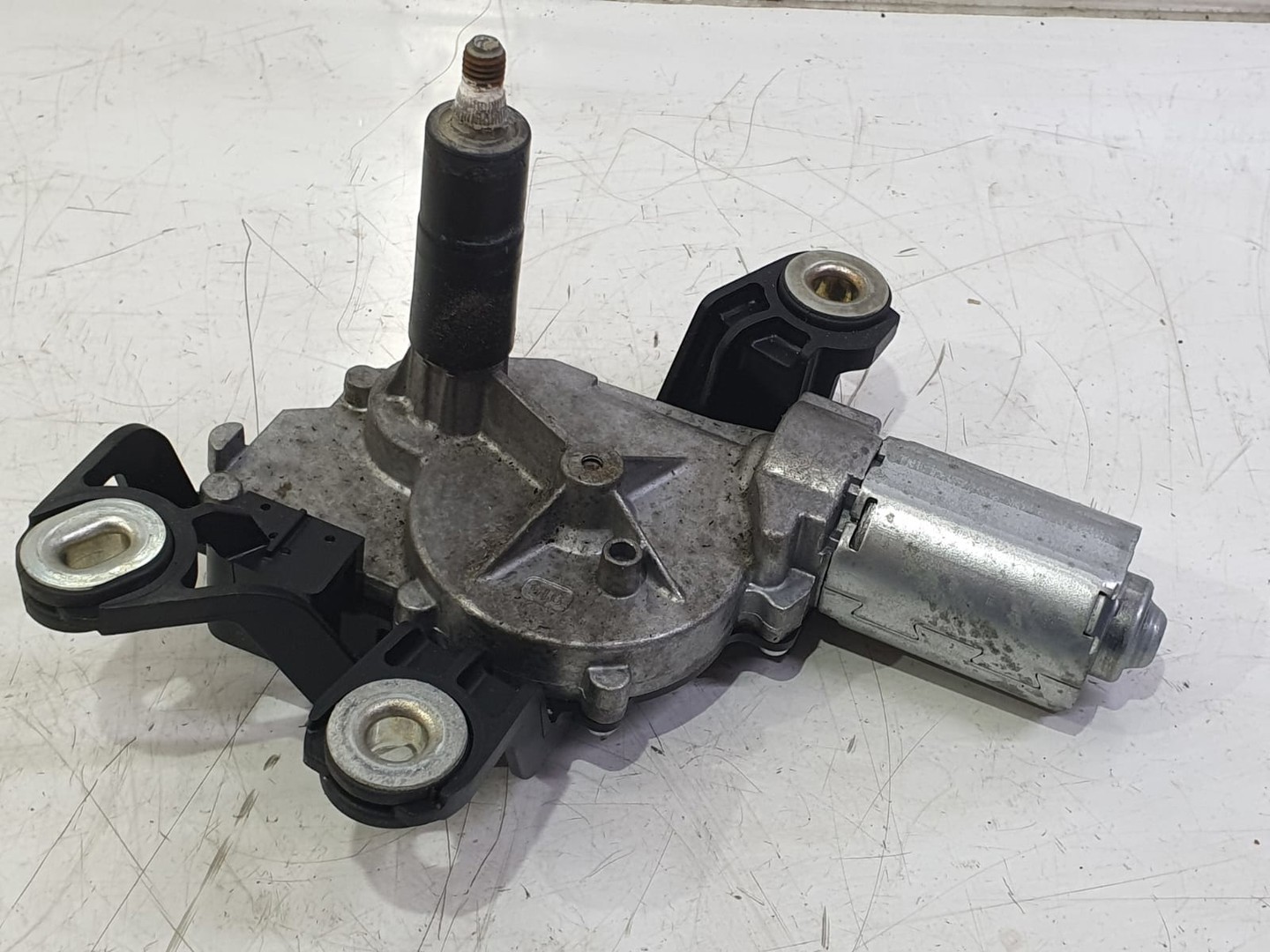 Motoras stergator haion 0390201826 Volkswagen Golf 6 (2008 - 2015)