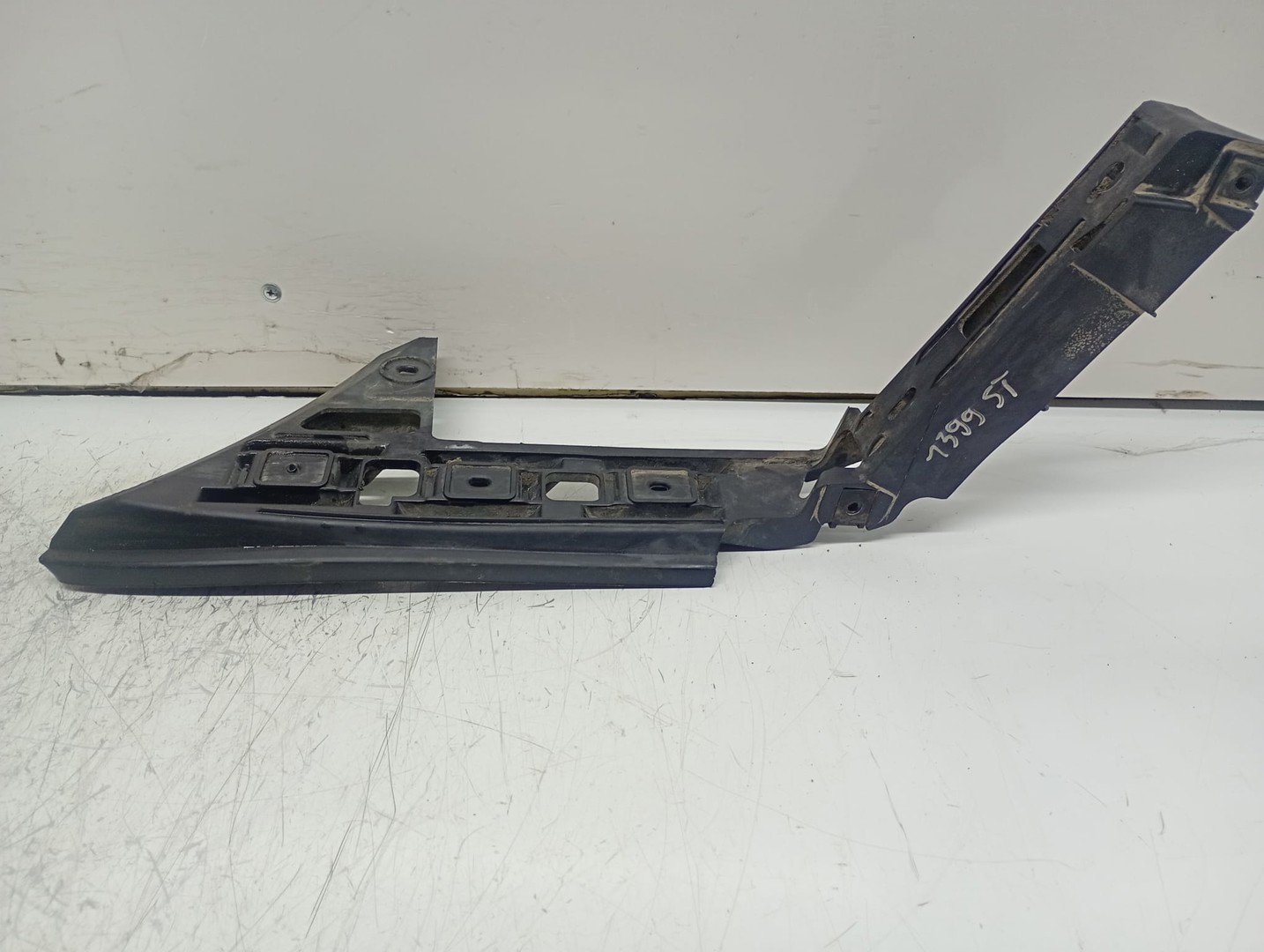 Suport bara spate 1T1807375C Volkswagen Touran 1 (facelift) (2006 - 2010)