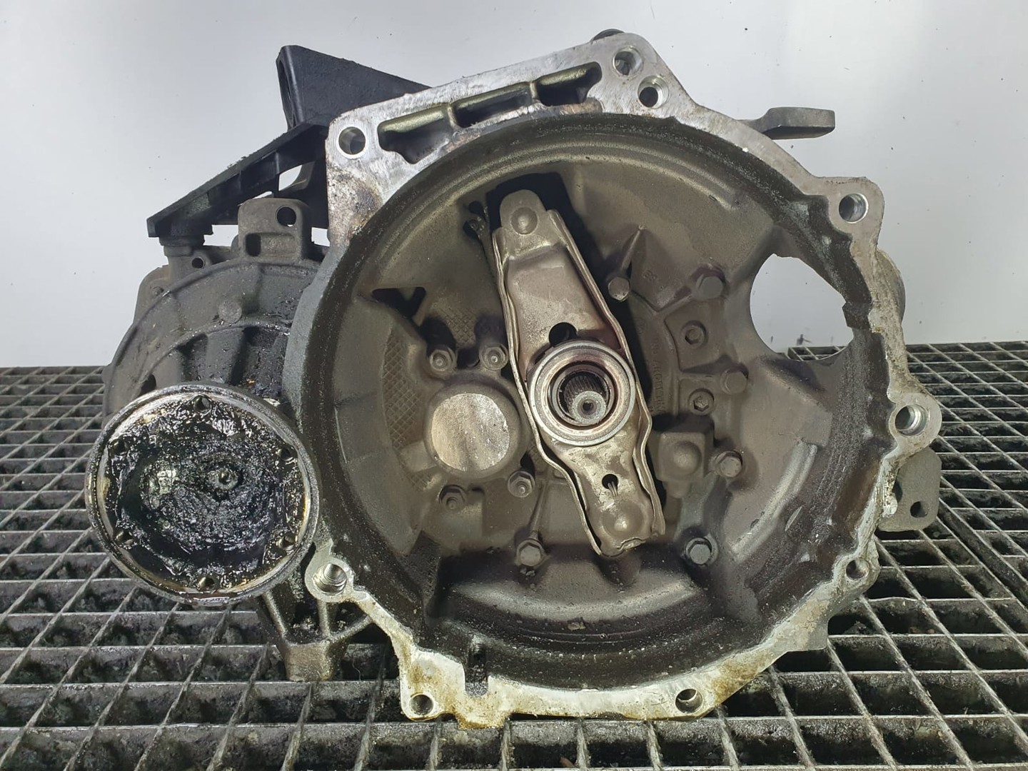 Cutie de viteze manuala 5 trepte LHW Volkswagen Golf 6 (2008 - 2015)