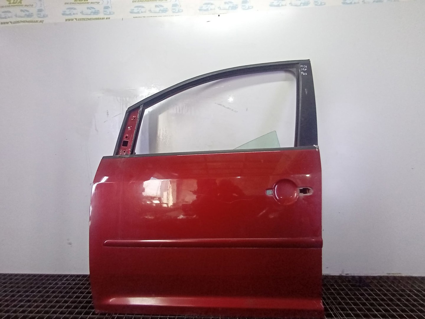 Usa stanga fata Volkswagen Touran 1 (facelift) (2006 - 2010)