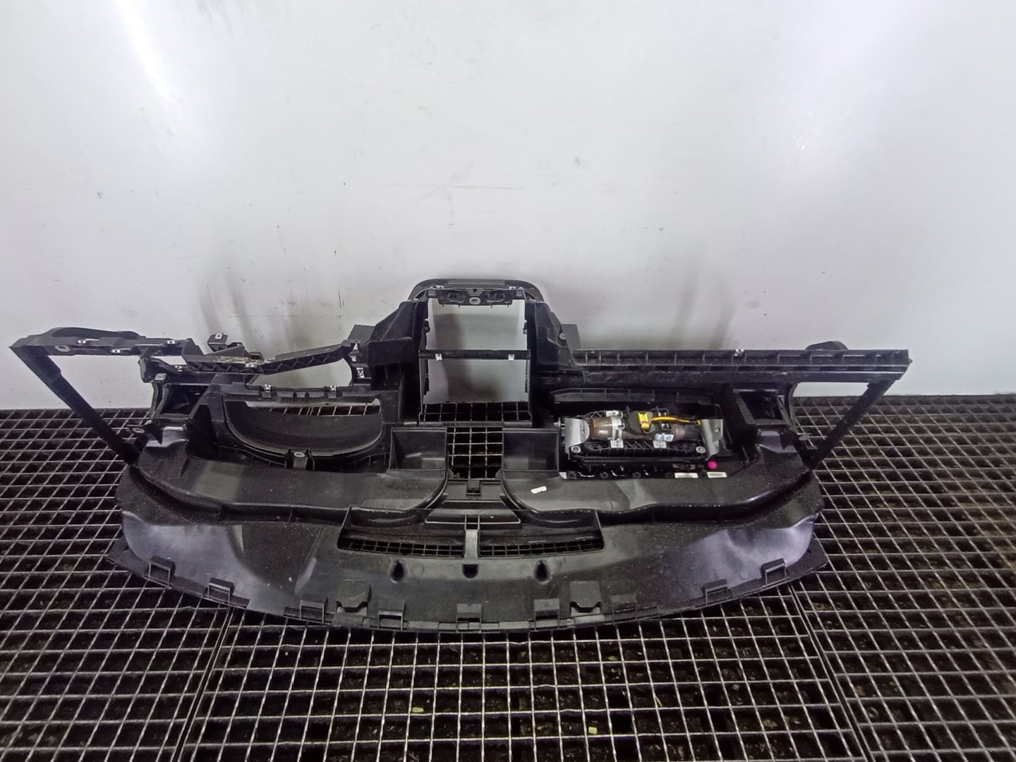 Plansa bord Volkswagen Golf 5 (2003 - 2009)