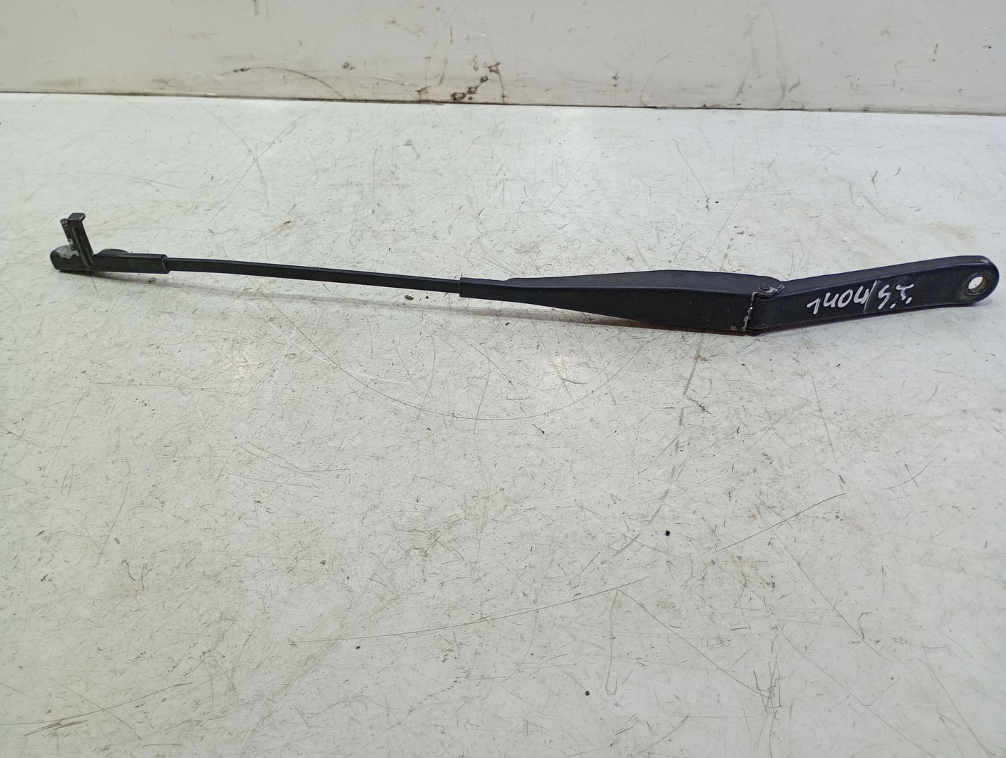 Brat stergator parbriz stanga 4m5117526-ad Ford Focus 2 (facelift) (2008 - 2011)