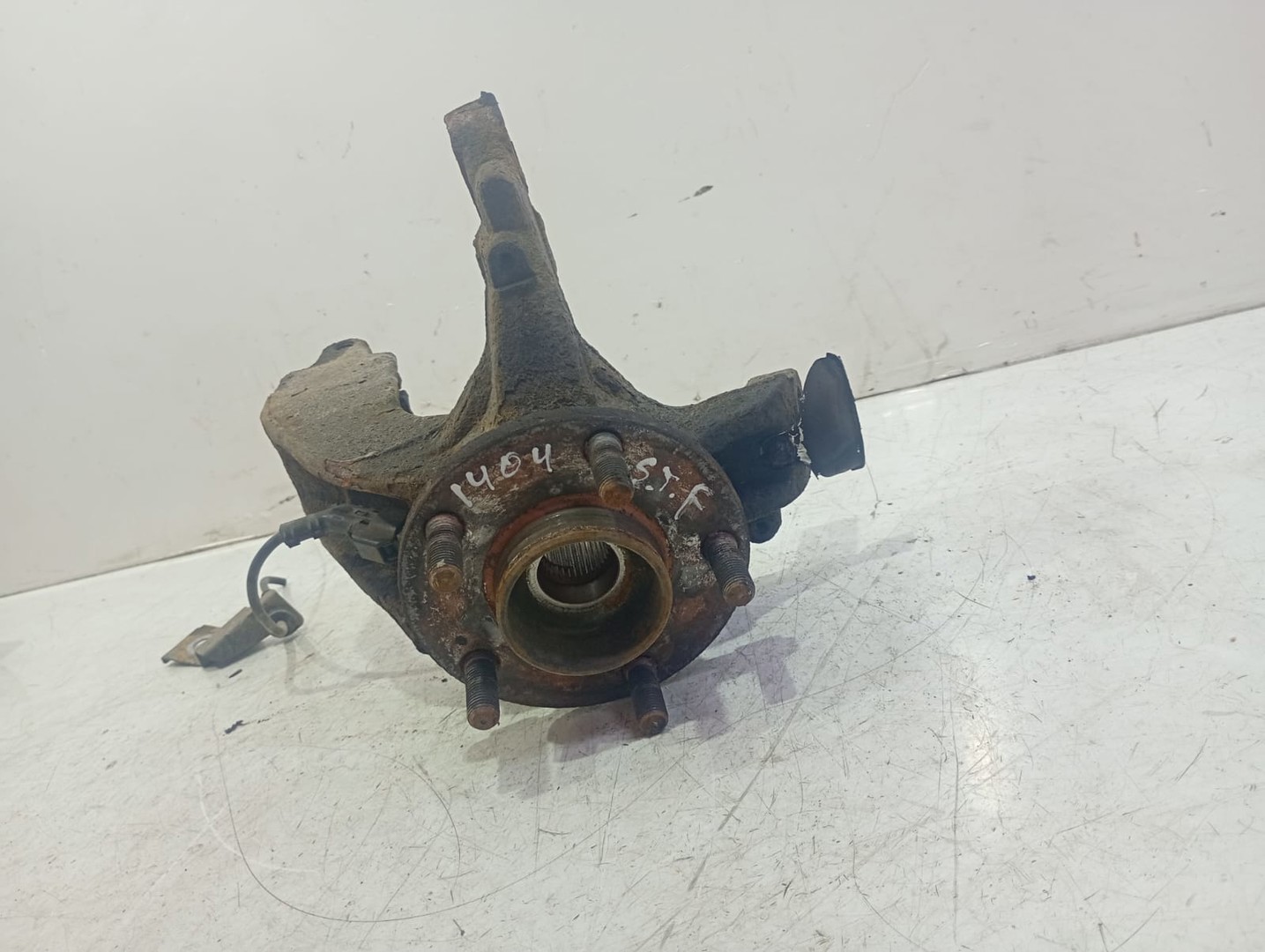 Fuzeta stanga fata 3m51-3k171 Ford Focus 2 (facelift) (2008 - 2011)
