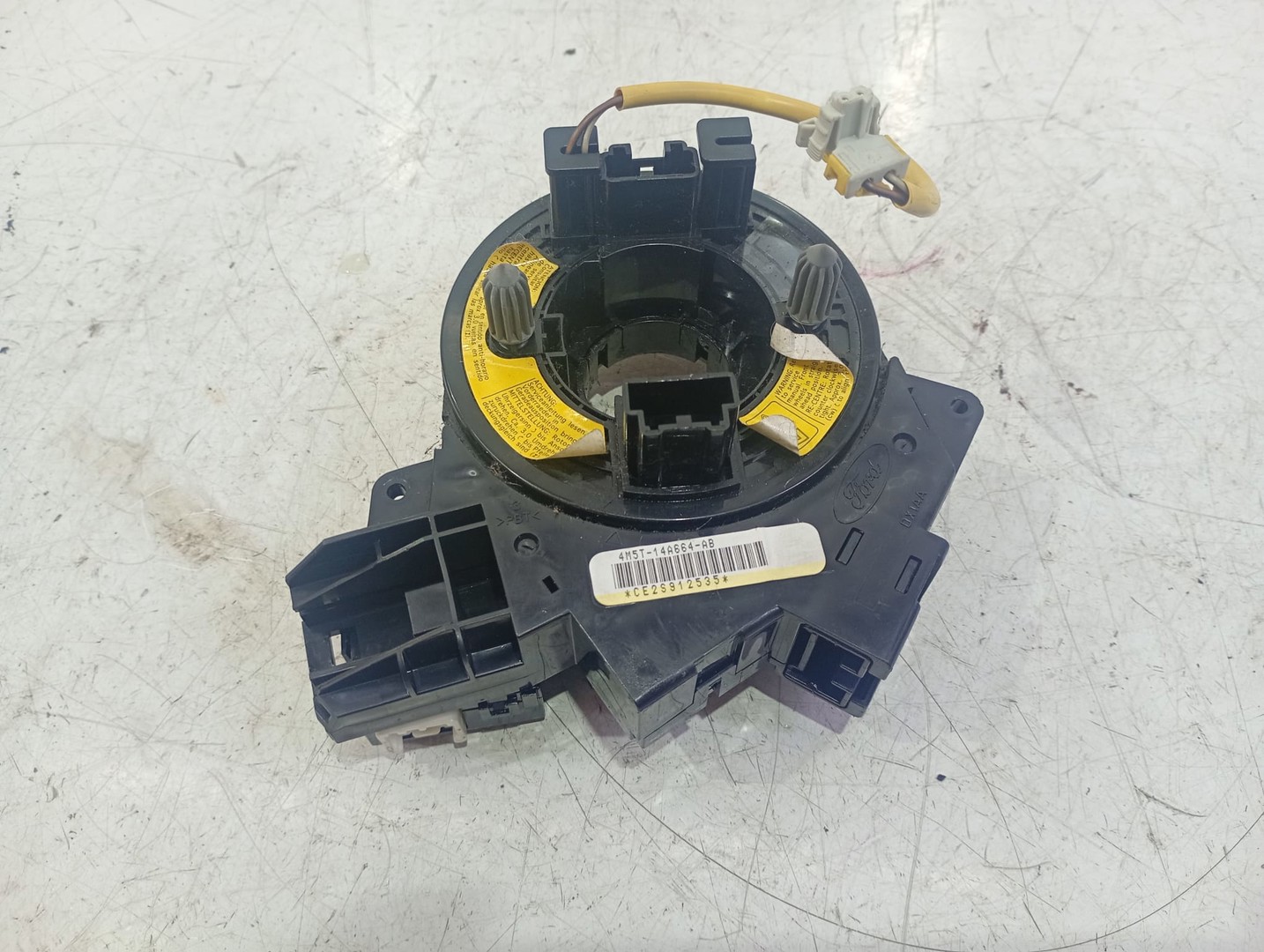 Spira volan 4m5t-14a664-AB Ford Focus 2 (facelift) (2008 - 2011)
