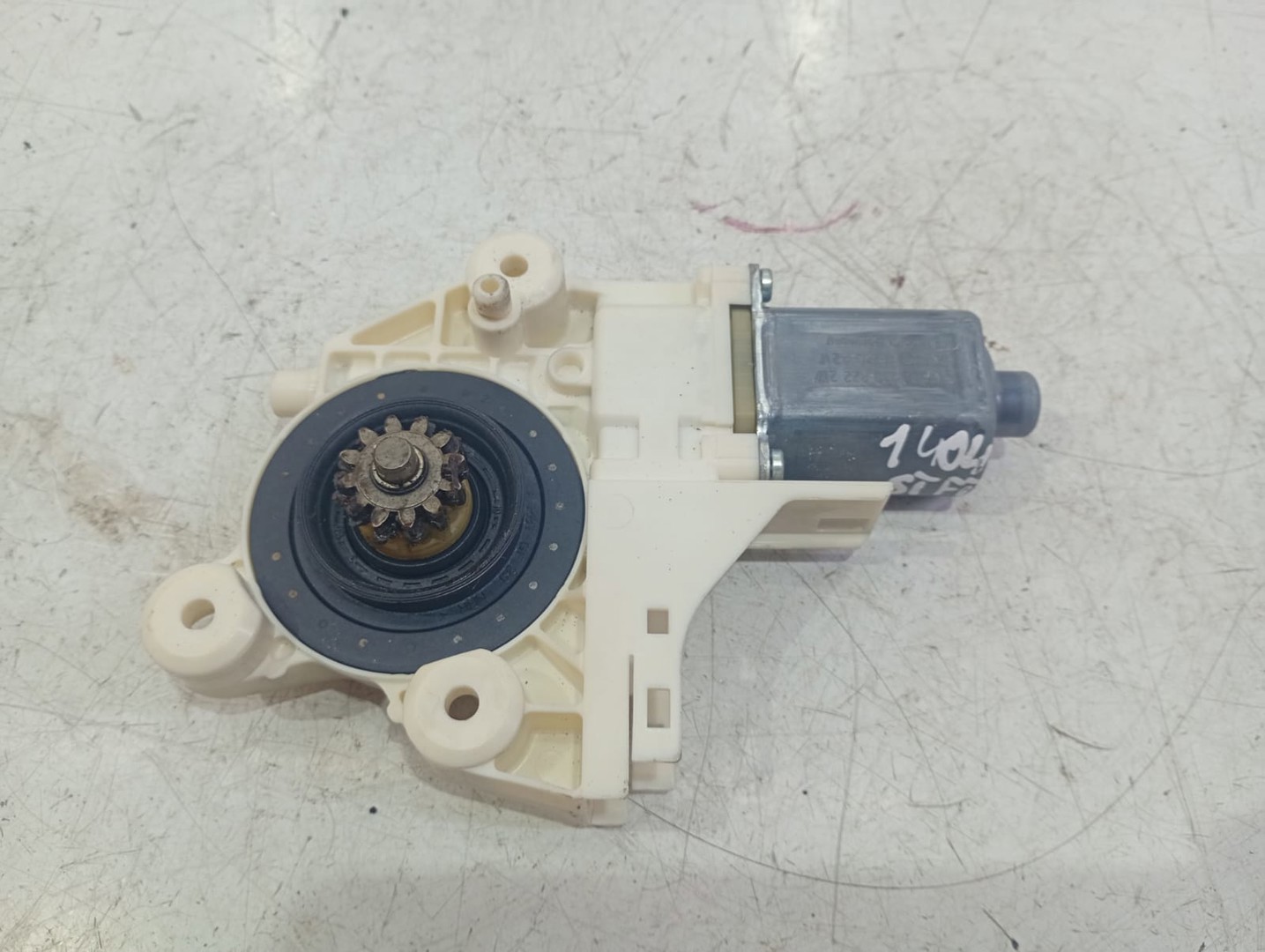 Motoras geam stanga fata 4m5t-14A389 Ford Focus 2 (facelift) (2008 - 2011)