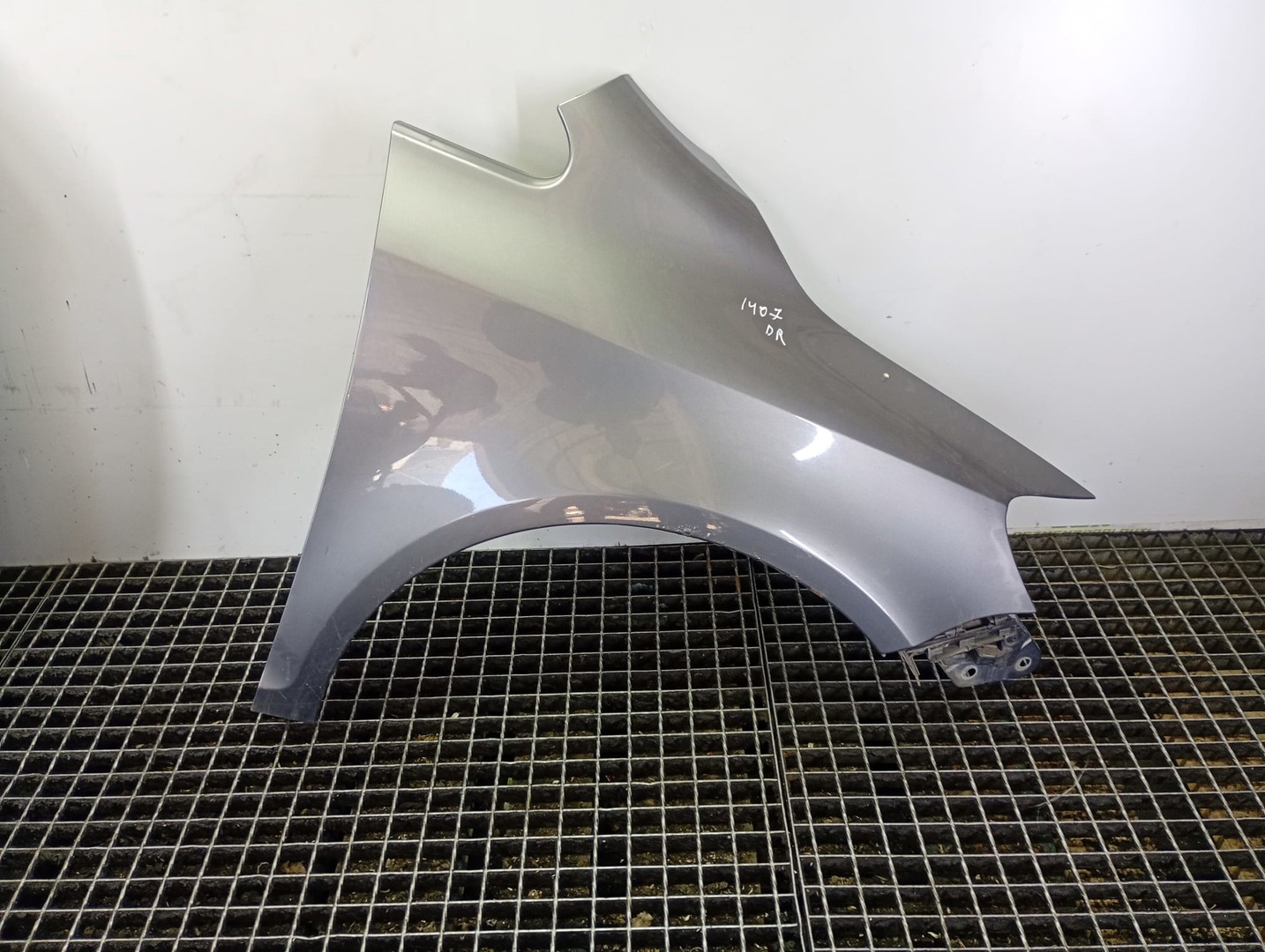 Aripa dreapta fata Volkswagen Golf Plus 1 (2004 - 2009)